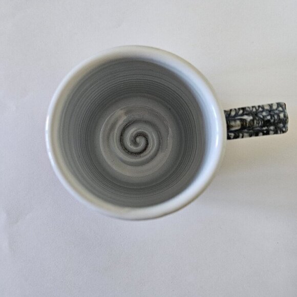 Paul Maloney Pottery Handmade in Ireland Swirl Glazed White Indigo Coffee Mug - Picture 7 of 11
